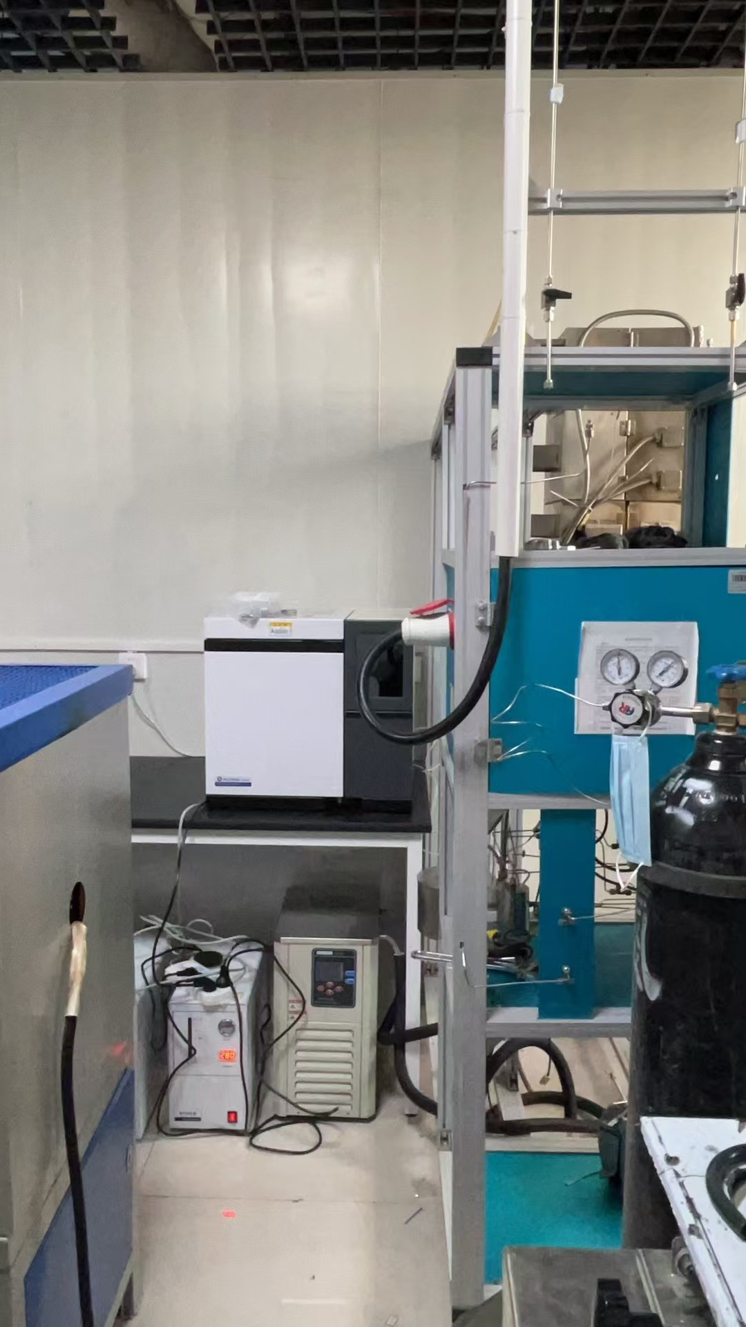 寧夏大學(xué)co2催化反應(yīng)氣相色譜儀.jpg 寧夏大學(xué)co2催化反應(yīng)氣相色譜儀.jpg